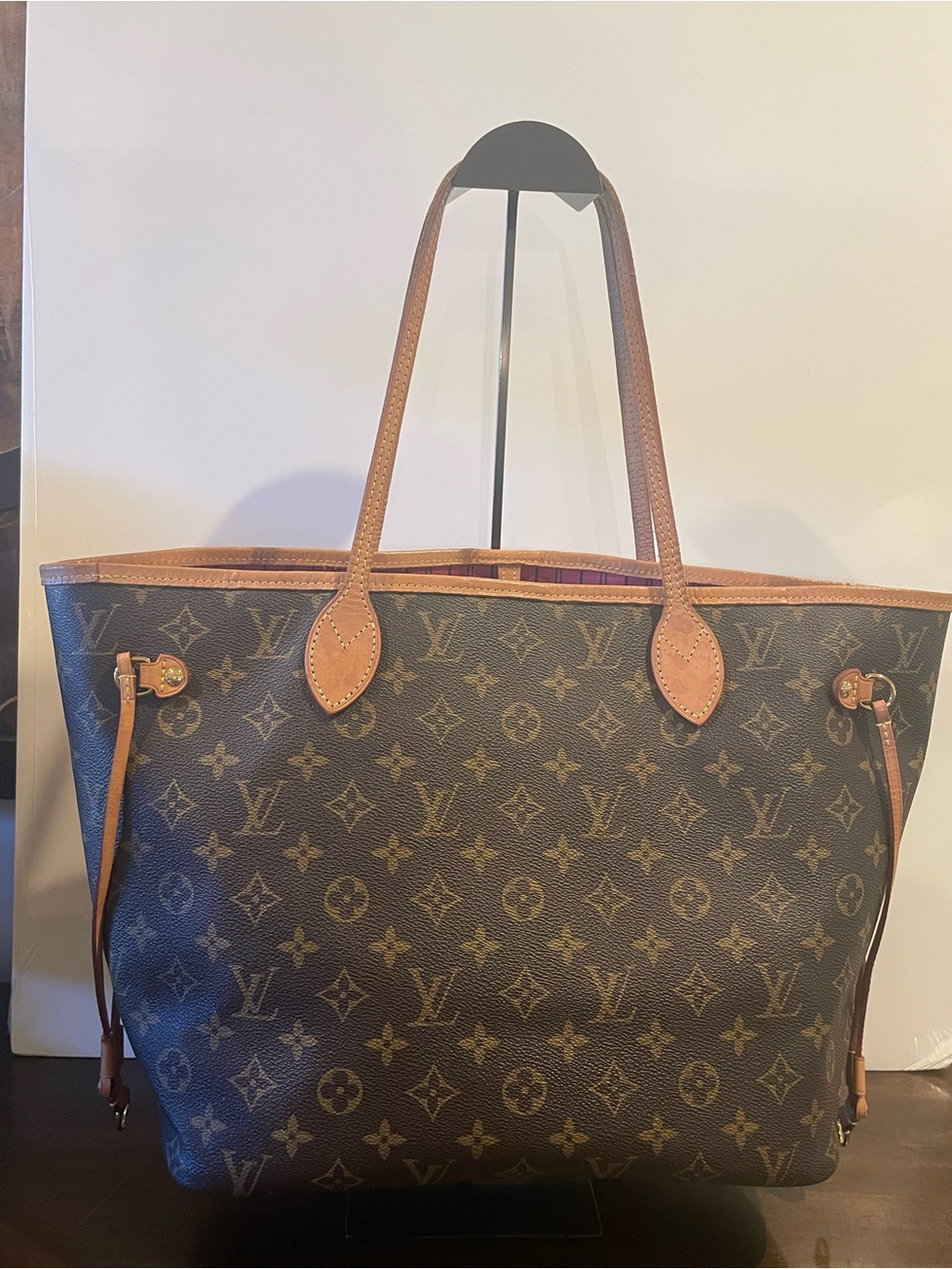 Louis Vuitton Neverfull MM Monogram Tote Bag